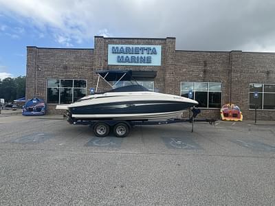 BOATZON | 2010 Sea Ray 220 SunDeck wMerCruiser 260HP Engine and Trailer Included