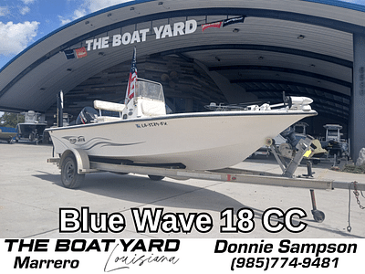 BOATZON | 2011 Blue Wave 18 CC