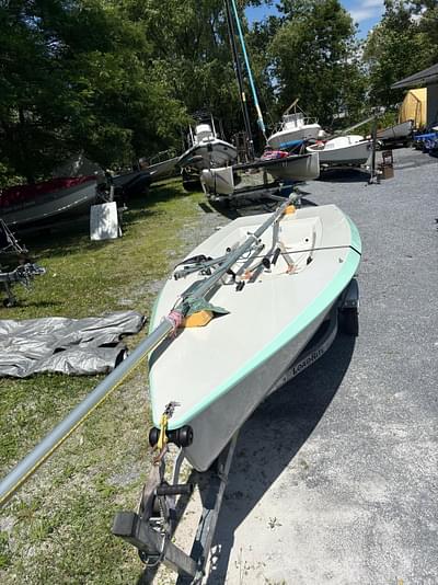 BOATZON | 2011 Vanguard Vanguard 15 BOATZON | 2011 Vanguard Vanguard 15