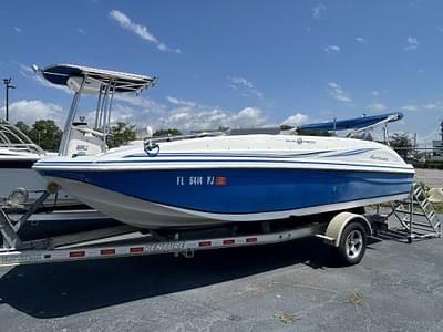 BOATZON | 2012 Hurricane Sun Deck 188 BOATZON | 2012 Hurricane Sun Deck 188