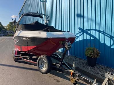 BOATZON | 2012 Rinker Captiva 220 MTX