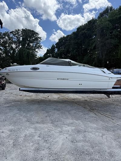 BOATZON | 2012 Stingray Boats 215 LR BOATZON | 2012 Stingray Boats 215 LR