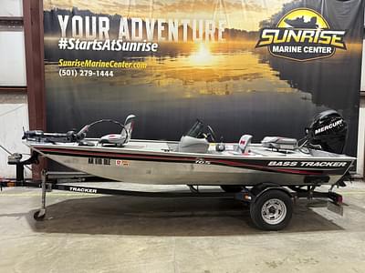BOATZON | 2012 Tracker Boats Pro 165 WMercury 40