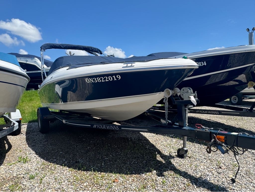 2013 Four Winns Four Winns H180 2013 - Sold Boat