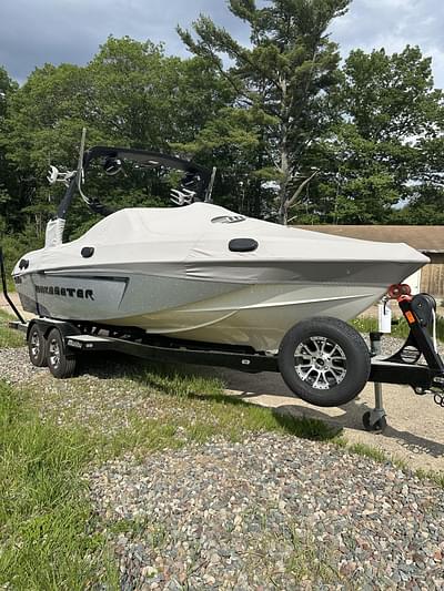 BOATZON | 2013 Malibu Boats WAKESETTER BOATZON | 2013 Malibu Boats WAKESETTER