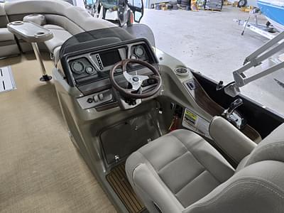 BOATZON | 2013 Premier Grand Entertainer 290