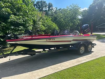 BOATZON | 2014 Bass Cat Boats Pantera IV