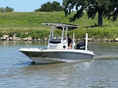 BOATZON | 2014 Boston Whaler 240 Dauntless BOATZON | 2014 Boston Whaler 240 Dauntless
