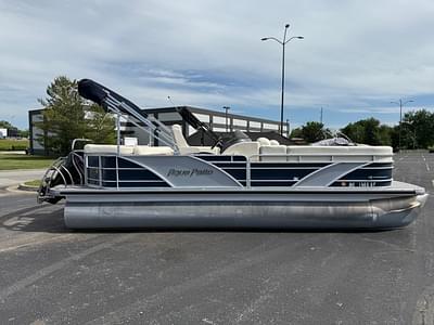 BOATZON | 2014 Godfrey 22 Aqua Patio BOATZON | 2014 Godfrey 22 Aqua Patio