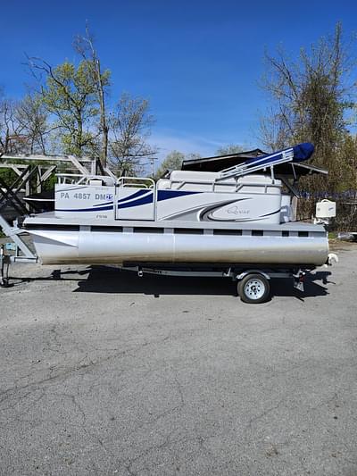 BOATZON | 2014 Qwest Pontoons 7516