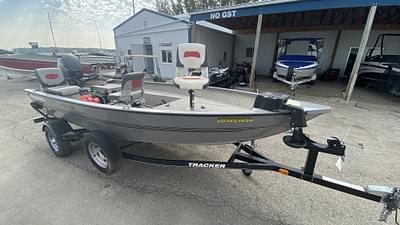 BOATZON | 2014 Tracker Boats Pro Guide V16 BOATZON | 2014 Tracker Boats Pro Guide V16