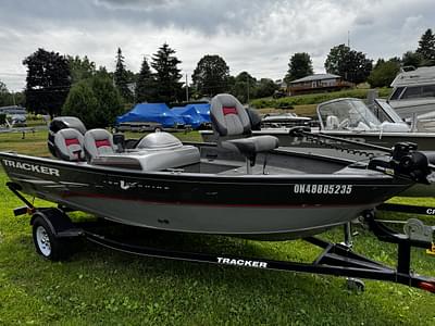 BOATZON | 2014 Tracker Boats Pro Guide V16 SC
