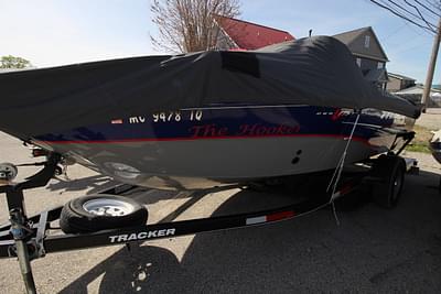 BOATZON | 2014 Tracker Boats Pro Guide V175 WT