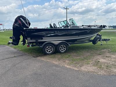 BOATZON | 2015 Lund 1975 Pro V IFS