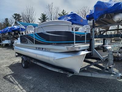 BOATZON | 2015 Qwest Pontoons E818 Splash Pad BOATZON | 2015 Qwest Pontoons E818 Splash Pad