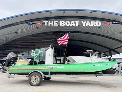 BOATZON | 2016 Gator Trax 19