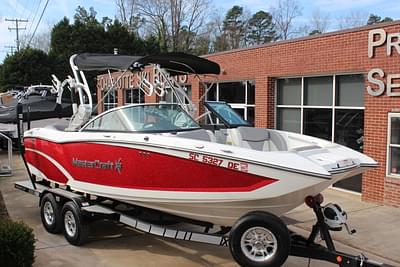 BOATZON | 2016 MasterCraft X23