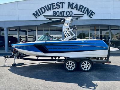 BOATZON | 2016 Nautique Super Air Nautique 210