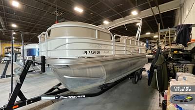 BOATZON | 2016 Sun Tracker PARTY BARGE 22 DLX BOATZON | 2016 Sun Tracker PARTY BARGE 22 DLX