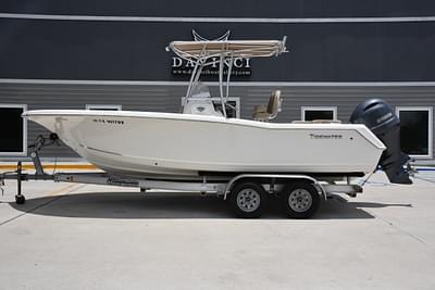 BOATZON | 2016 Tidewater Boats 220 LXF