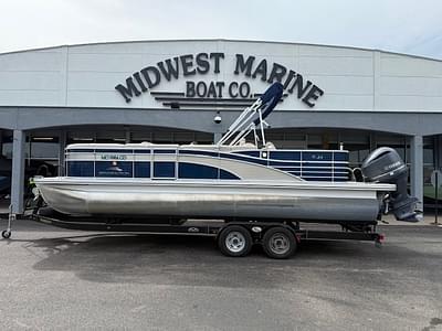 BOATZON | 2017 Bennington 23 RCWL YAMAHA F300 BOATZON | 2017 Bennington 23 RCWL YAMAHA F300