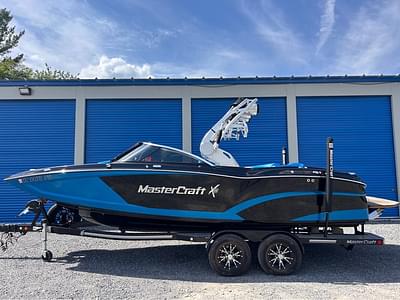 BOATZON | 2017 MasterCraft X23