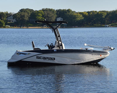 BOATZON | 2017 Scarab 195