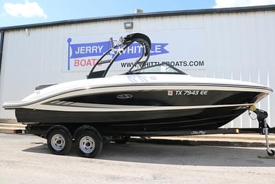 BOATZON | 2017 Sea Ray 210 Spx