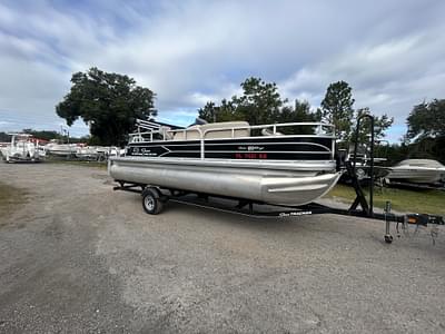 BOATZON | 2017 Sun Tracker Fishin Barge 20 DLX