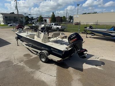 BOATZON | 2017 Xpress HyperLift Bay Series H20B BOATZON | 2017 Xpress HyperLift Bay Series H20B