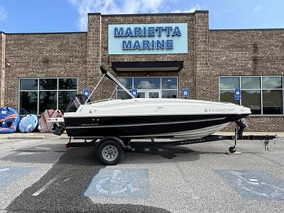 BOATZON | 2018 Bayliner 190 Deck Boat wMercury 150HP  4Stroke Engine and SIA Trailer