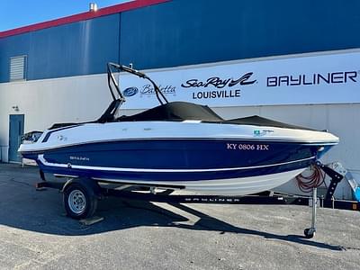 BOATZON | 2018 Bayliner VR5