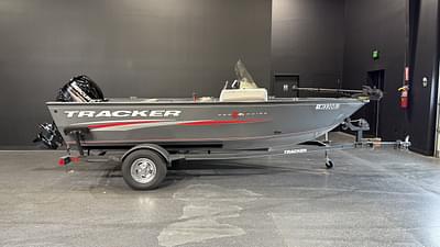 BOATZON | 2018 Tracker Boats Pro Guide V16 SC BOATZON | 2018 Tracker Boats Pro Guide V16 SC