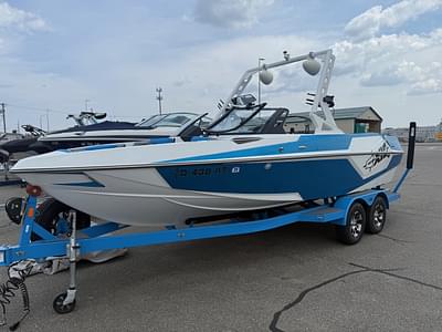 BOATZON | 2019 Axis Wake Research T22