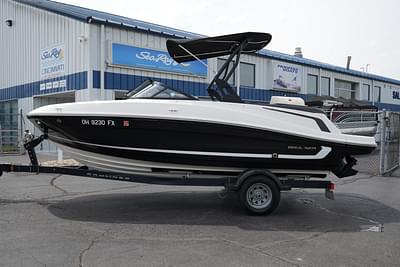 BOATZON | 2019 Bayliner VR5 Bowrider BOATZON | 2019 Bayliner VR5 Bowrider