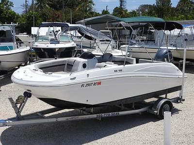 BOATZON | 2019 Hurricane 202