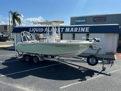 BOATZON | 2019 Tidewater Boats 210 LXF