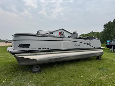 BOATZON | 2020 Avalon Catalina 2385 Quad Lounge