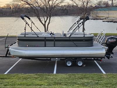 BOATZON | 2020 Crest Pontoons Classic DLX 220 SLC