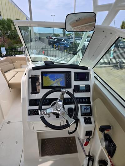BOATZON | 2020 Sailfish 245 DC