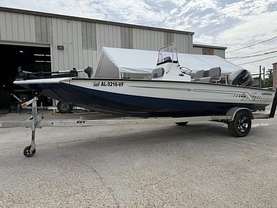 BOATZON | 2020 Xpress H20 Bay