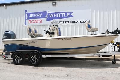 BOATZON | 2021 Blue Wave 2000 Pure Bay