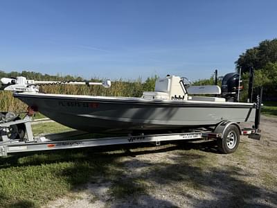 BOATZON | 2021 Hewes Redfisher 18 BOATZON | 2021 Hewes Redfisher 18