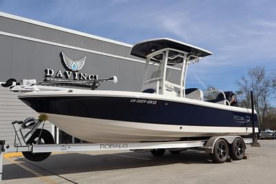 BOATZON | 2021 Robalo 226 Cayman