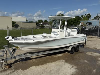 BOATZON | 2021 Robalo 246 Cayman