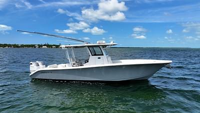 BOATZON | 2021 Sea Pro 320 DLX DeepV CC