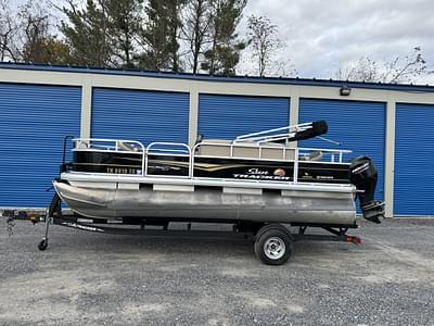 BOATZON | 2021 Sun Tracker BASS BUGGY 18 DLX