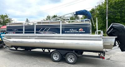 BOATZON | 2021 Sun Tracker PARTY BARGE 22 RF DLX BOATZON | 2021 Sun Tracker PARTY BARGE 22 RF DLX