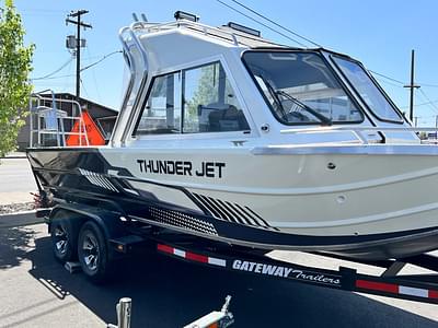 BOATZON | 2021 Thunder Jet Yukon Classic