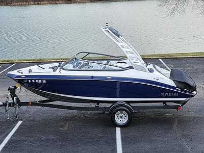 BOATZON | 2021 Yamaha 195S